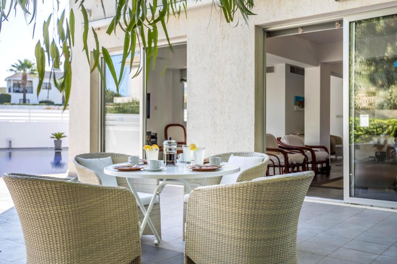 Villa Hibiscus Protarász Kültér fotó